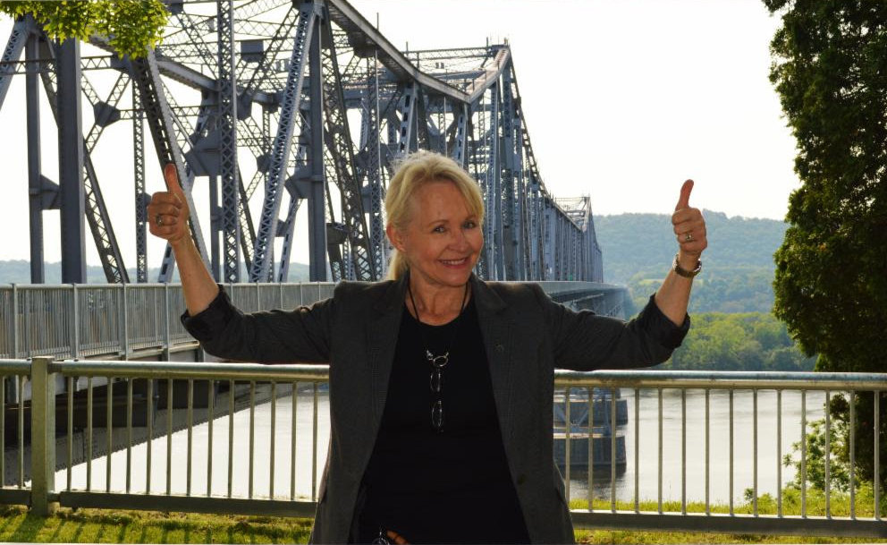Tara Sullivan has retired as chief executive of the New York State Bridge Authority.